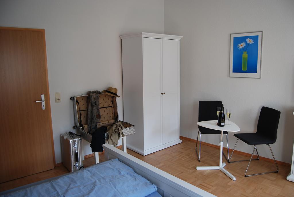 B2-Ferienwohnung Erfurt Phòng bức ảnh